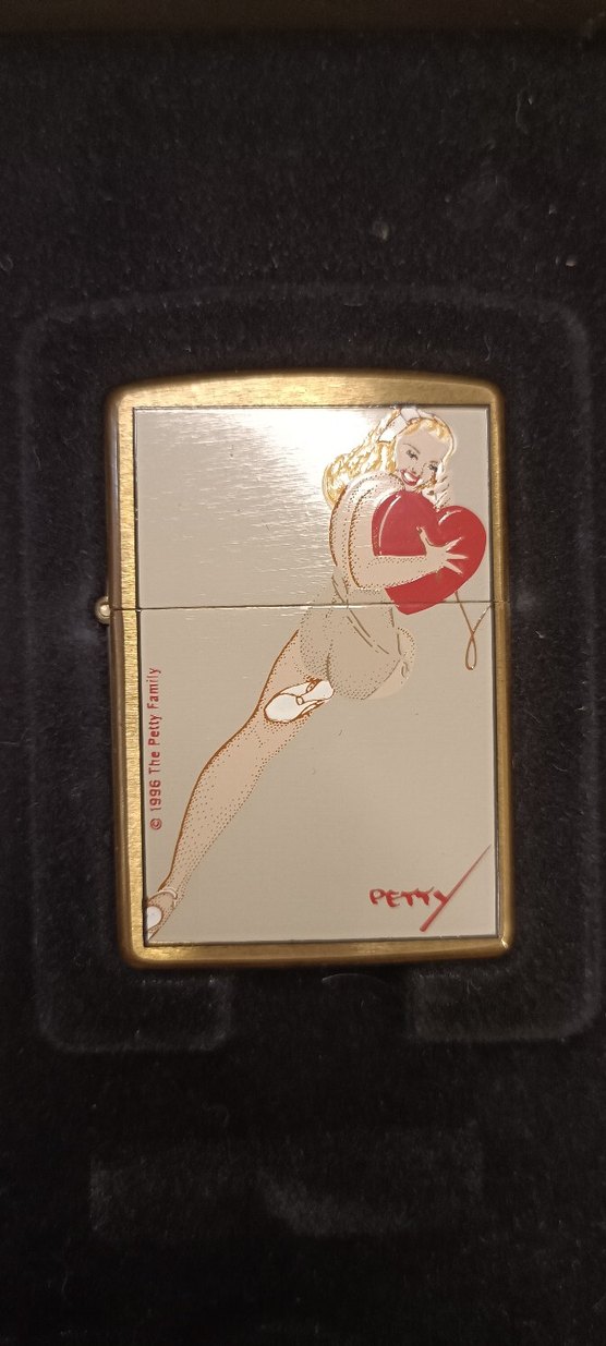 Zippo petty girl - Görsel 3