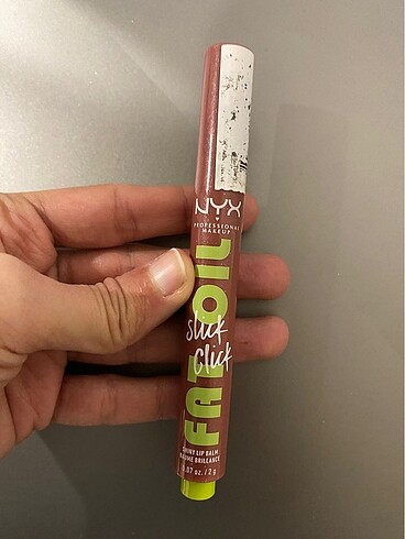 NYX Nyx fat stick lipstick