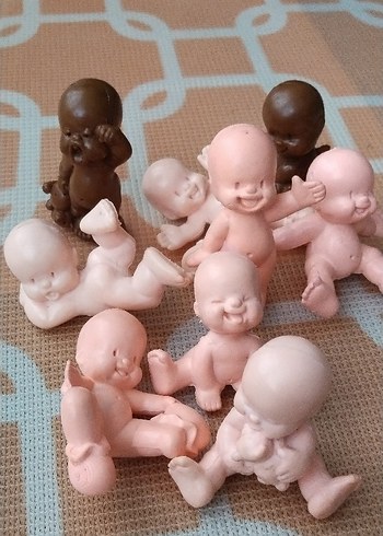 Diğer Pastel Renkli Kahverengi Bebek Figürleri hiç bir kusuru yok