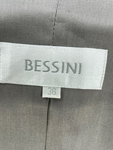 36 Beden çeşitli Renk Bessini Blazer %70 İndirimli.