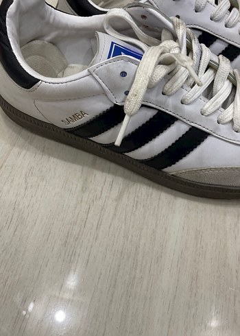Adidas Kadın Beyaz Gri Spor Ayakkabı Velcro Detaylı