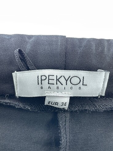 34 Beden siyah Renk ipekyol Jean / Kot %70 İndirimli.