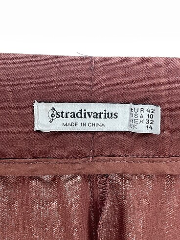 42 Beden kahverengi Renk Stradivarius Düz Kesim %70 İndirimli.