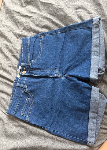 Kadın Camel Renk Bağlama Desenli Denim Mini Şort - Görsel 2
