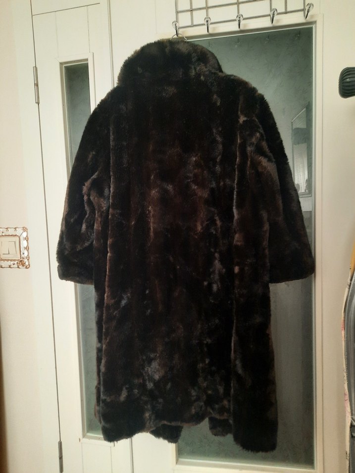 Kürk Kaban 52 54 bedene  oluyor az kullanıldı - Görsel 2