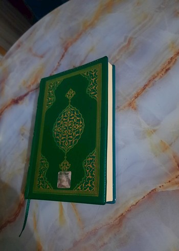 Yeşil Kapaklı Dini Kitap kucuk boy kuran