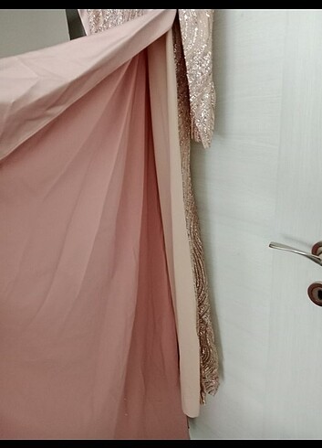 Kuyruklu tesettür abiye - Görsel 13