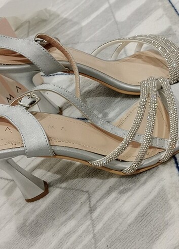 Gümüş abiye topuklu ayakkabı  - Görsel 5