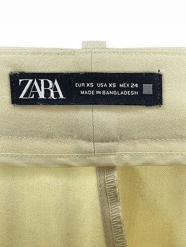 xs Beden çeşitli Renk Zara Kumaş Pantolon %70 İndirimli.
