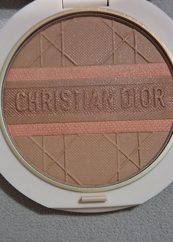 Christian Dior Pudra Bej ve Gri Kutuda - Görsel 4