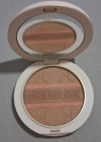 Christian Dior Pudra Bej ve Gri Kutuda - Görsel 2
