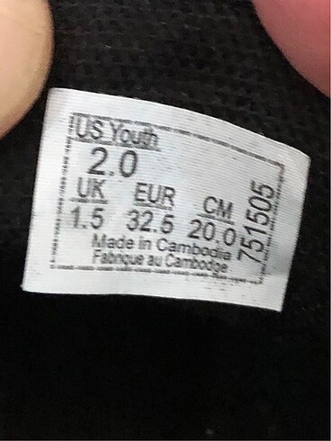 32 Beden siyah Renk ORJİNAL VANS 32,5 numara