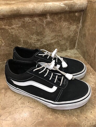 ORJİNAL VANS 32,5 numara