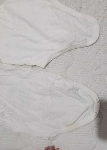 Beyaz Baskılı Pamuklu Kolsuz Bebek Body - Görsel 2