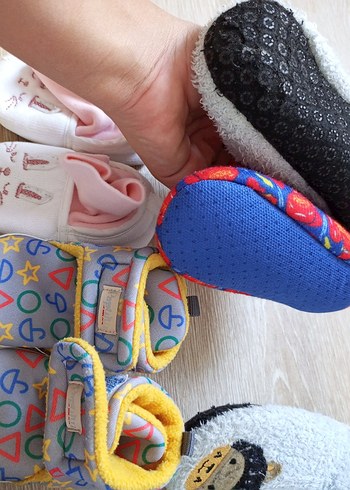 tek ebat Beden çeşitli Renk bebek ayakkabıları