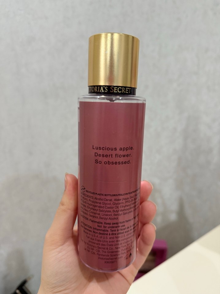 Victoria's Secret Temptation body mist - Görsel 3