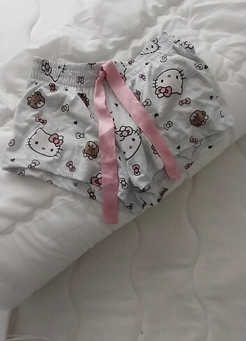 Hello Kitty Penye Sort 