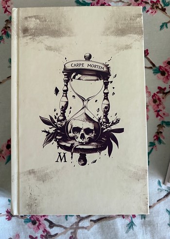 Carpe Mortem Temalı Sanat Kitabı