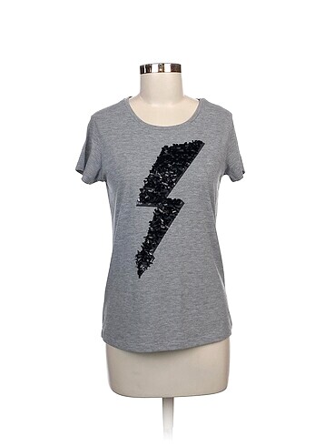 Koton T-shirt %70 İndirimli.