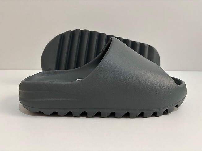 Yeezy Terlik