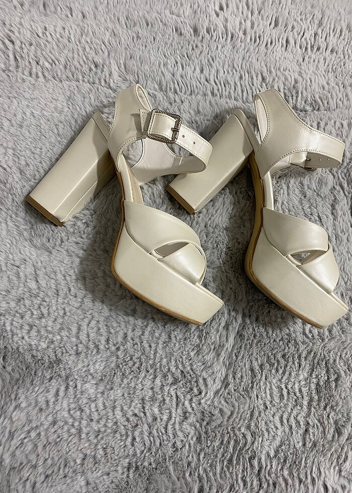 KOŞMA GARANTİLİ GELİNLİK AYAKKABICIM - Görsel 5