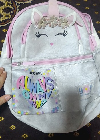 kız okul çantası iyi durumdadır LCW markası - Görsel 4