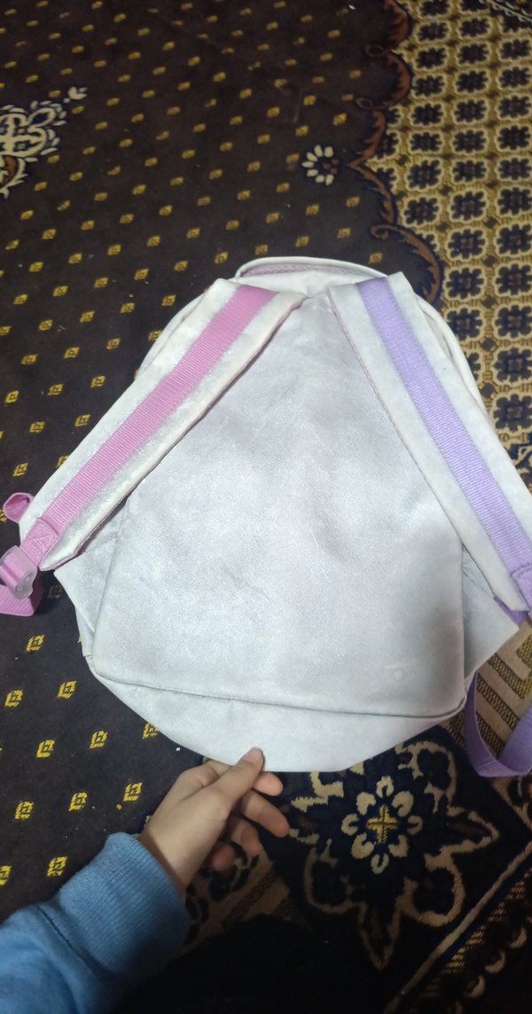 kız okul çantası iyi durumdadır LCW markası - Görsel 2