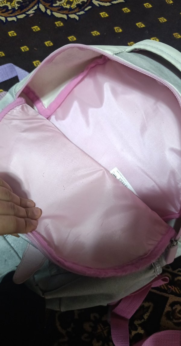 kız okul çantası iyi durumdadır LCW markası - Görsel 3