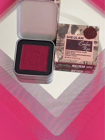 Benefit Cosmetics SHEGLAM PEMBE KREM ALLIK EMBER ROSE BARKOTLU KUTULU SIFIR ÜRÜN
