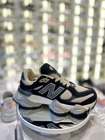 New Balance 9060