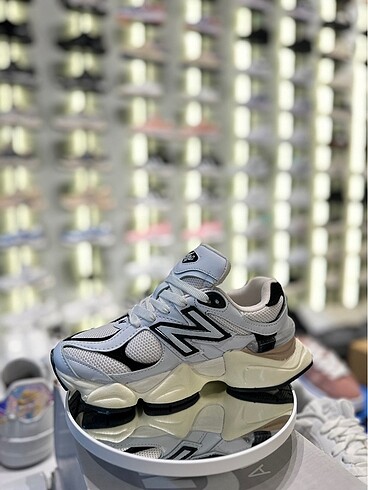 37 Beden New Balance 9060