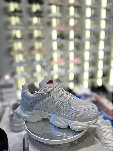 36 Beden New Balance 9060