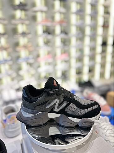 38 Beden New Balance 9060 Siyah Gri