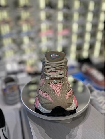 New Balance New Balance 9060 Pembe Kahve Pembe