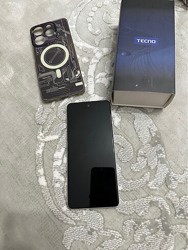 Xiaomi Tecno Spark 8+8 Ram 256 Hafıza tertemiz