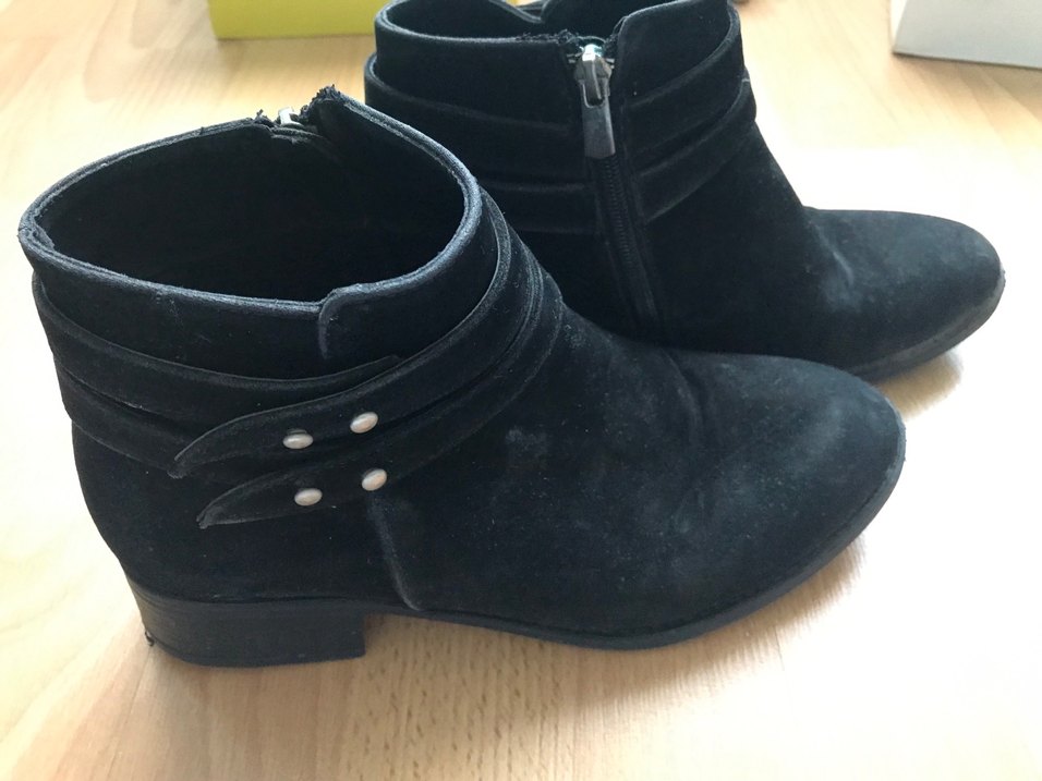 Siyah Süet Tokalı Kadın Bot - Görsel 2