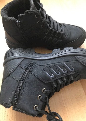 Siyah Kürklü Erkek Bot - Görsel 8