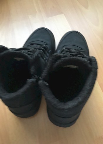 Siyah Kürklü Erkek Bot - Görsel 9