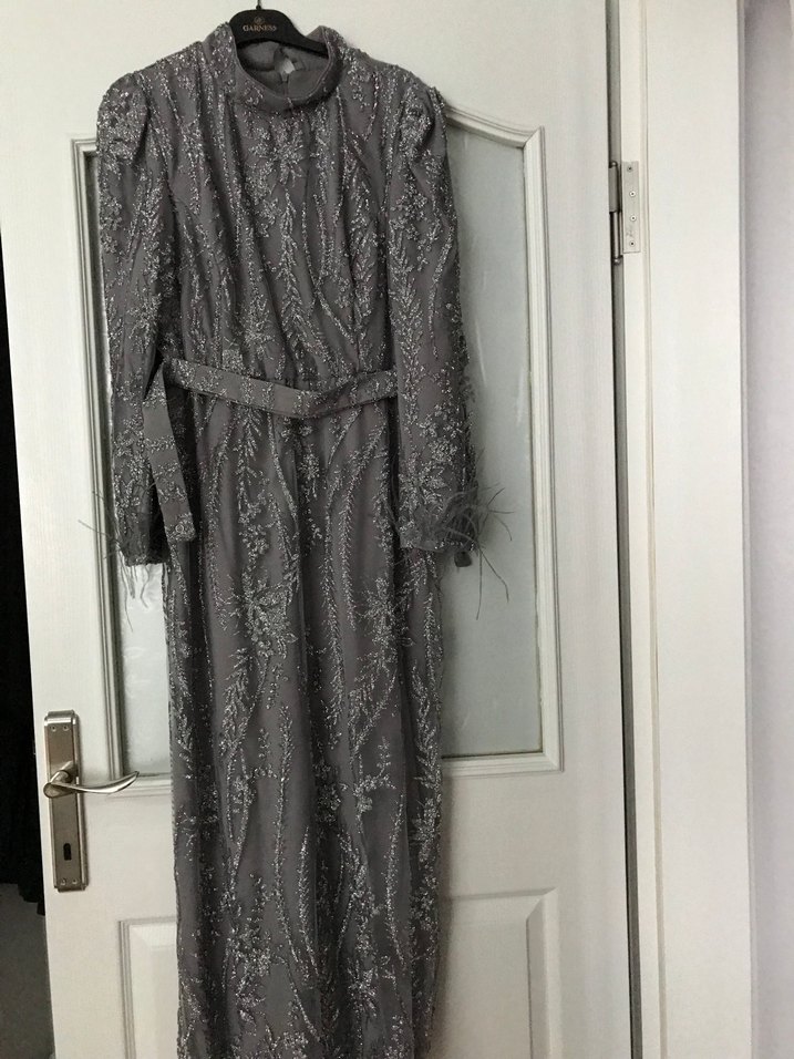 Uzun Kollu Gri Taşlı Abiye Elbise - Görsel 2