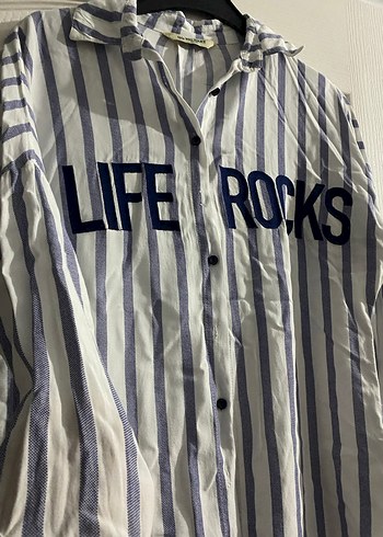 Düğmeli Çizgili Pamuklu Kadın Gömlek - Görsel 2