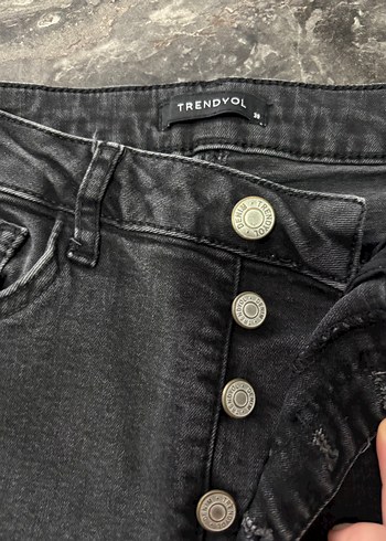 Düğmeli Antrasit Denim Kadın Jean - Görsel 3