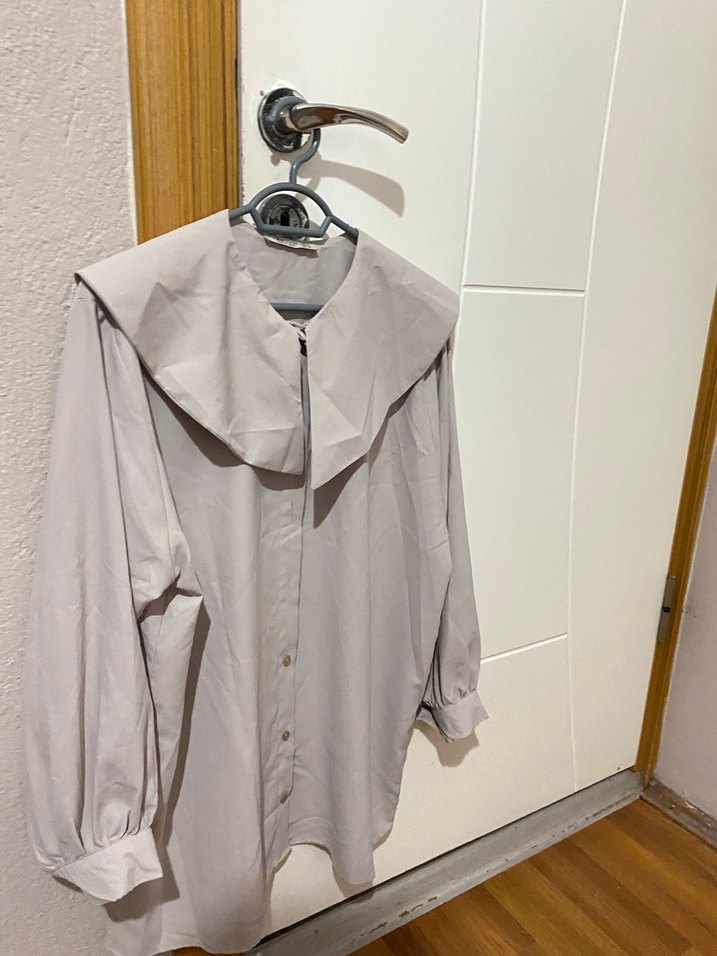 Bej Geniş Kesim Uzun Kollu Kadın Gömlek - Görsel 2