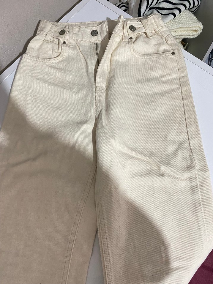 Beyaz Pamuklu Salaş Midi Kadın Jean - Görsel 3