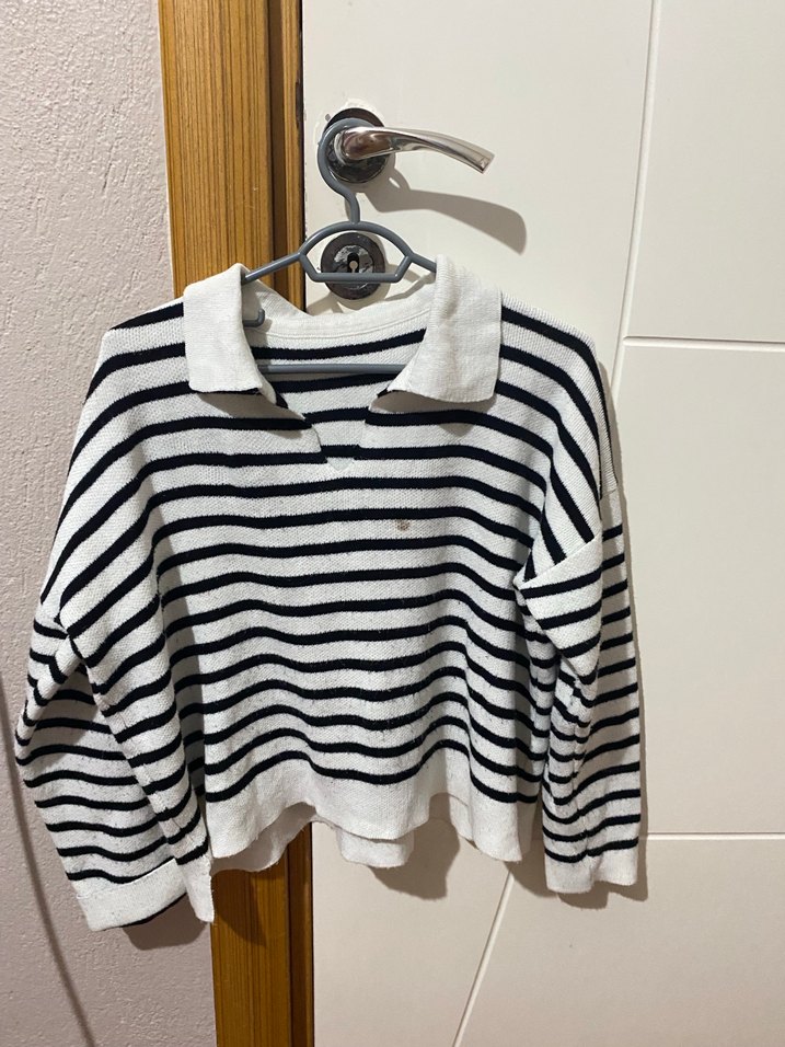 Çizgili Beyaz Gri Uzun Kollu Örgü Kazak - Görsel 2