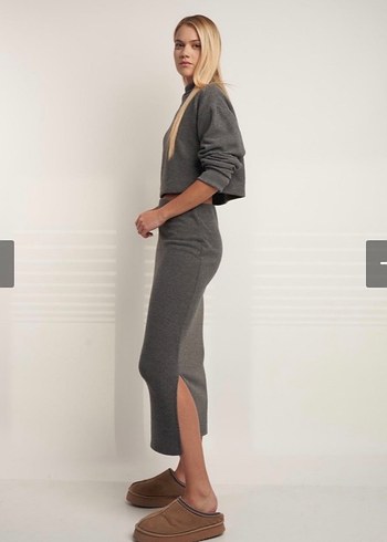 Gri Uzun Midi Etek - Görsel 3