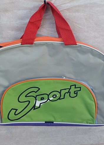 Spor çantası 