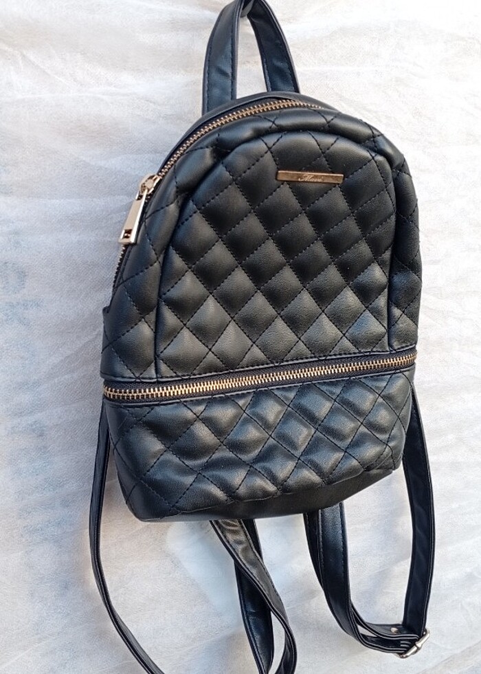 Kadın sırt çantası  - Görsel 3