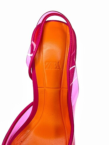 36 Beden pembe Renk Zara Stiletto %70 İndirimli.