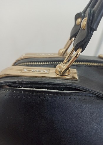 Beden siyah Renk Siyah Parlak Kadın Çantası