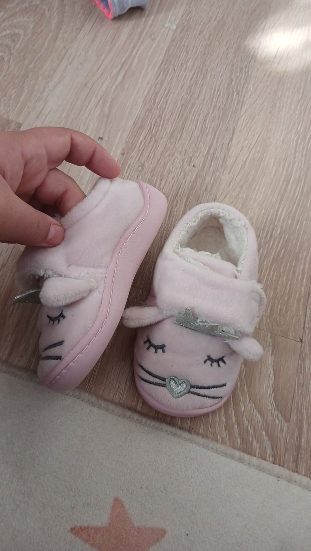 Kız Çocuk Pembe Peluş Ev Terliği - Görsel 3